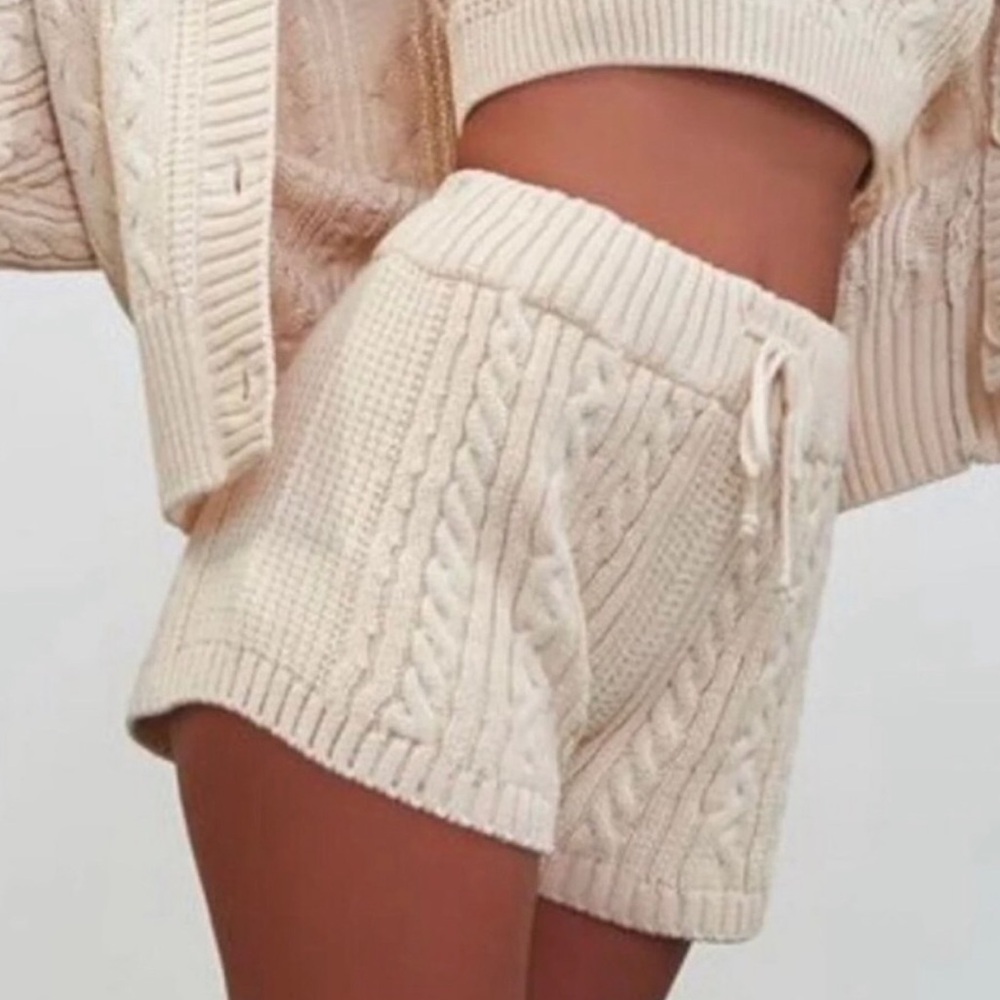 Forever 21 - Cable Knit Shorts